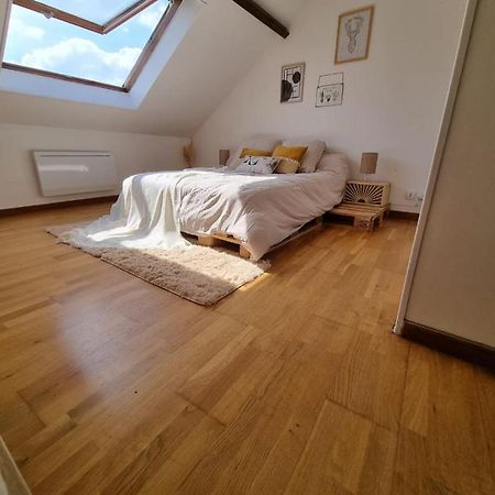 Duplex 40M2 Cocooning Coeur De Ville Avec Parking Neauphle-le-Château Exterior foto